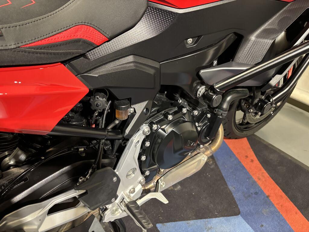 F 900 XR