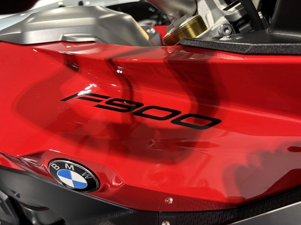 F 900 XR