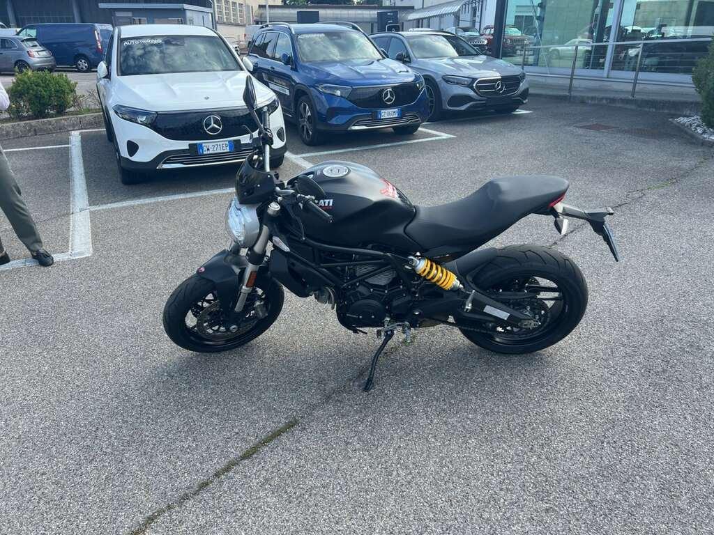 MONSTER 797