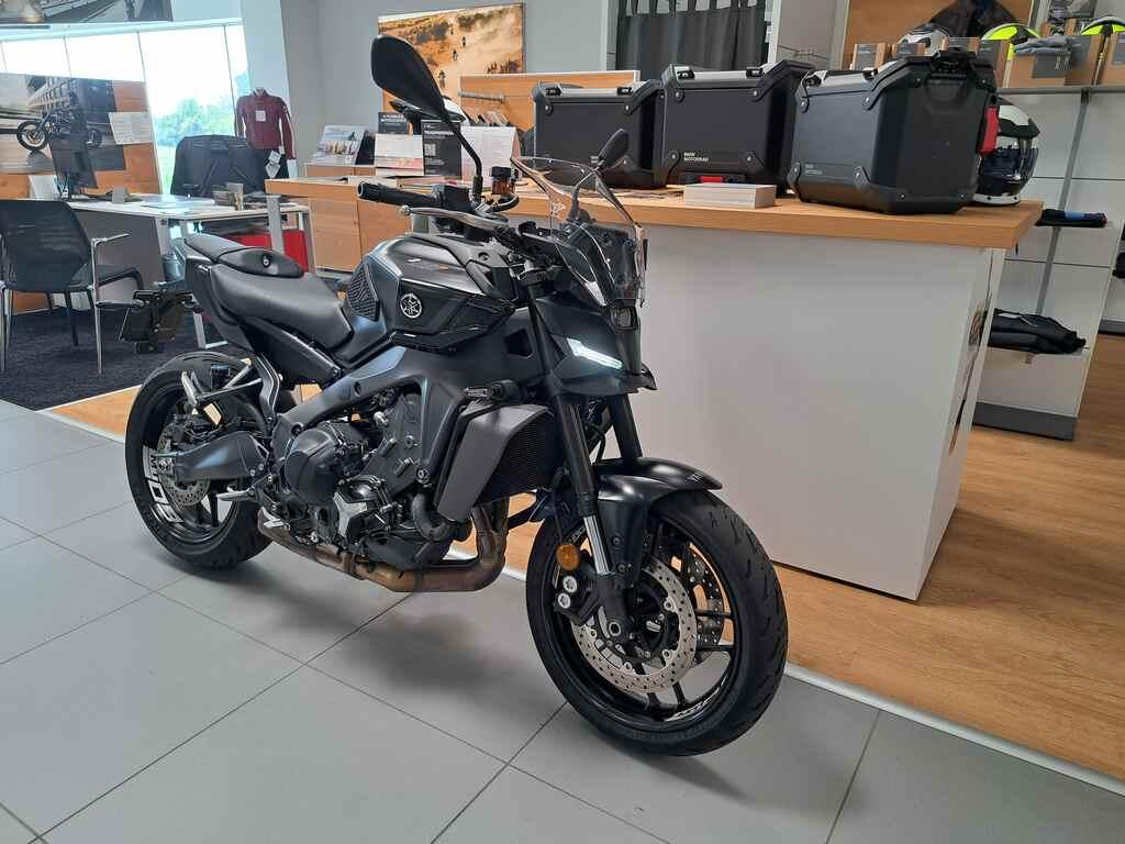 MT-09 890