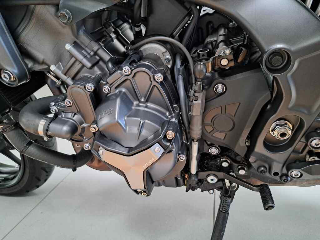 MT-09 890