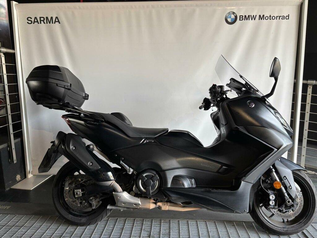 T-MAX 560
