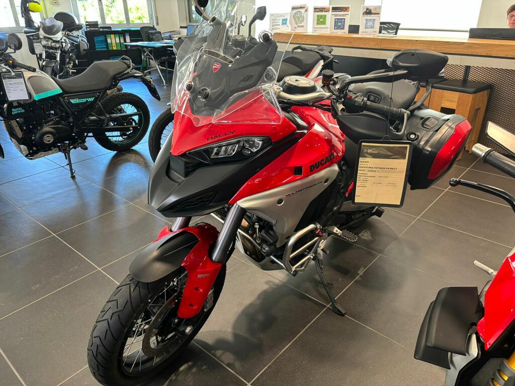 MULTISTRADA V4
