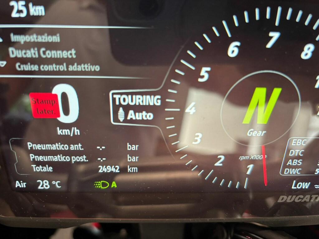 MULTISTRADA V4
