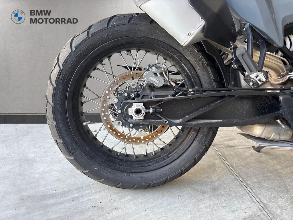 890 ADVENTURE