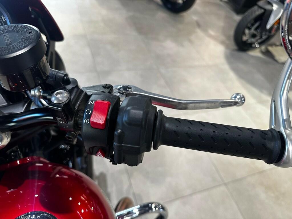 SPEED TWIN 900
