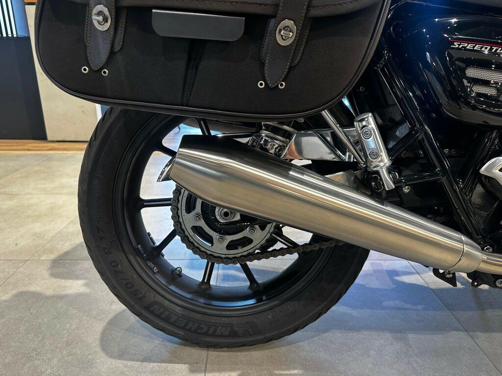 SPEED TWIN 900