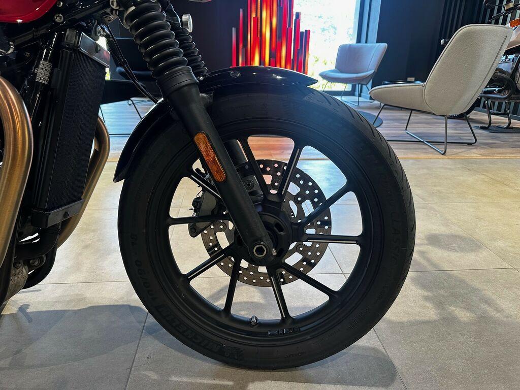 SPEED TWIN 900