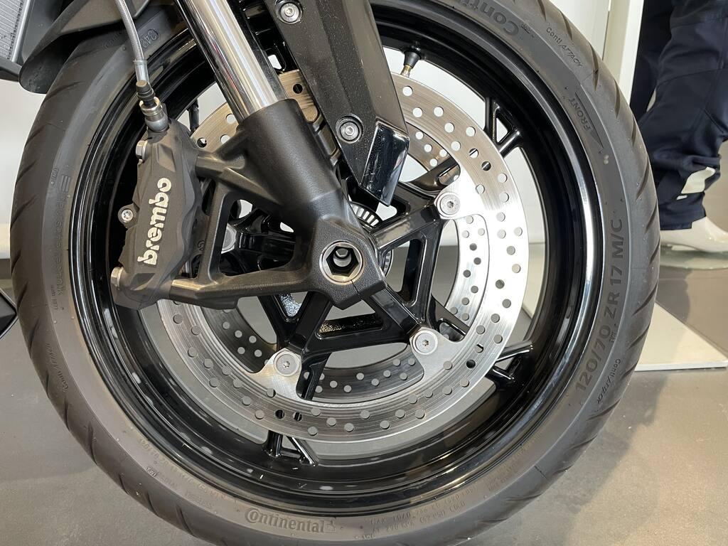 F 900 XR
