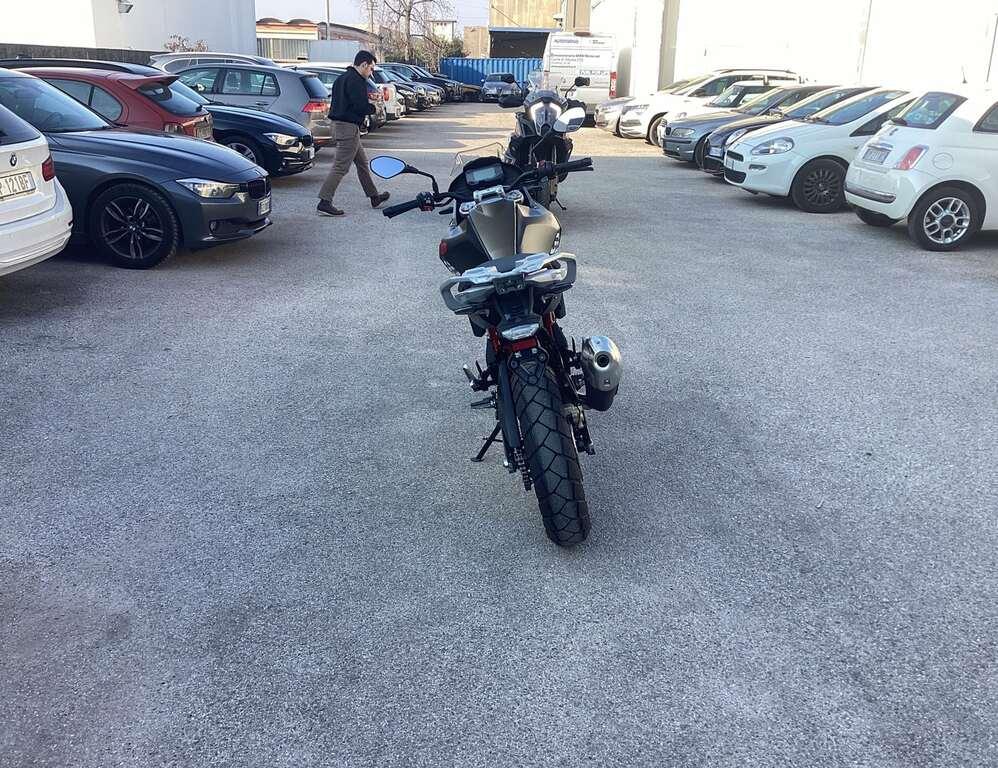 G 310 GS