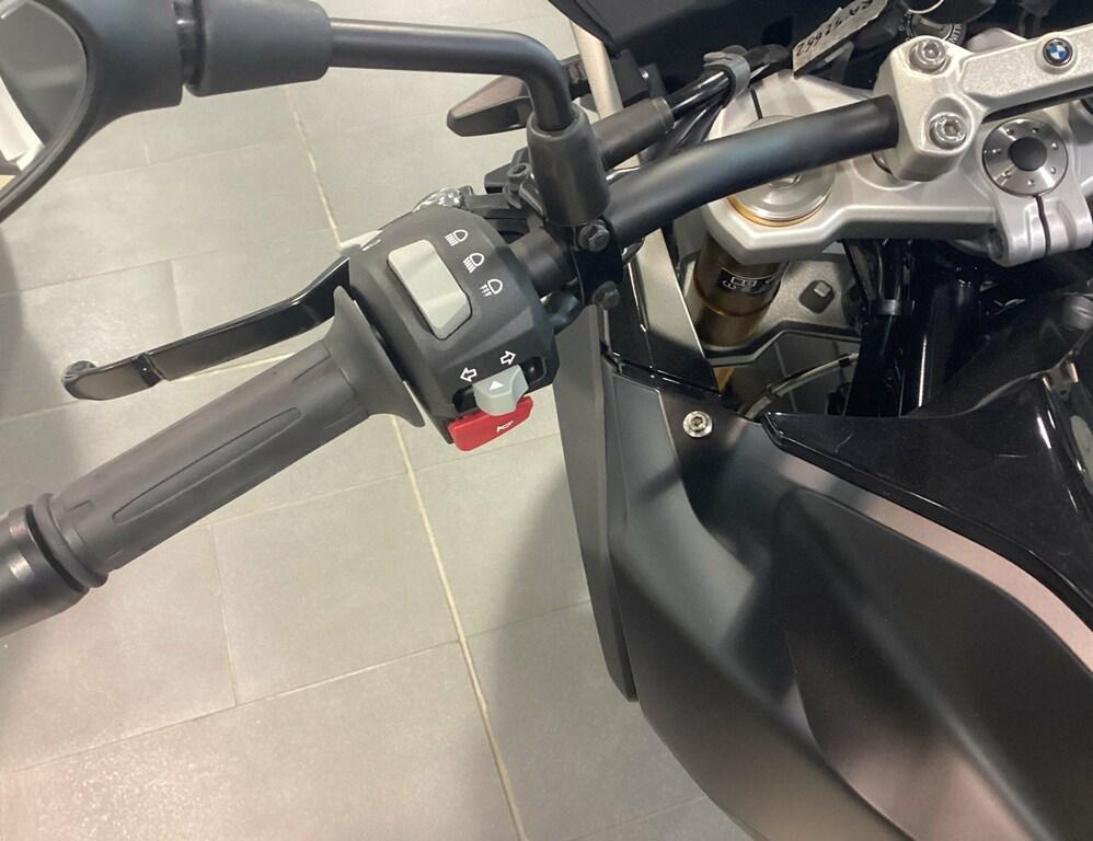 G 310 GS