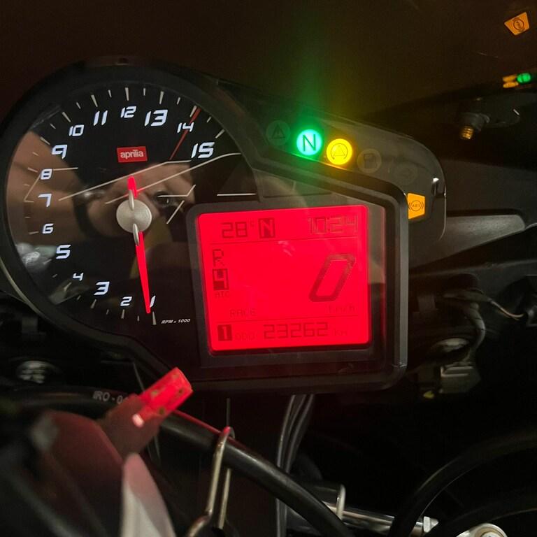 RSV4 1000