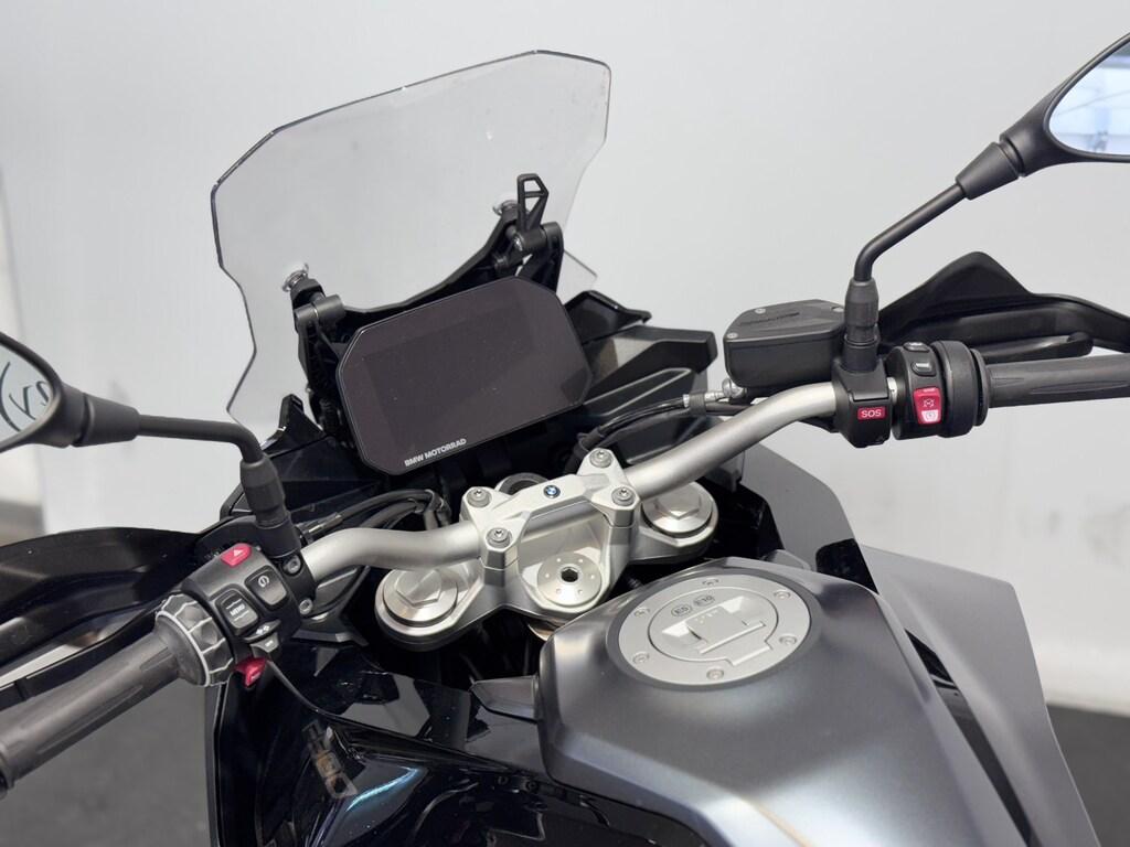F 900 XR