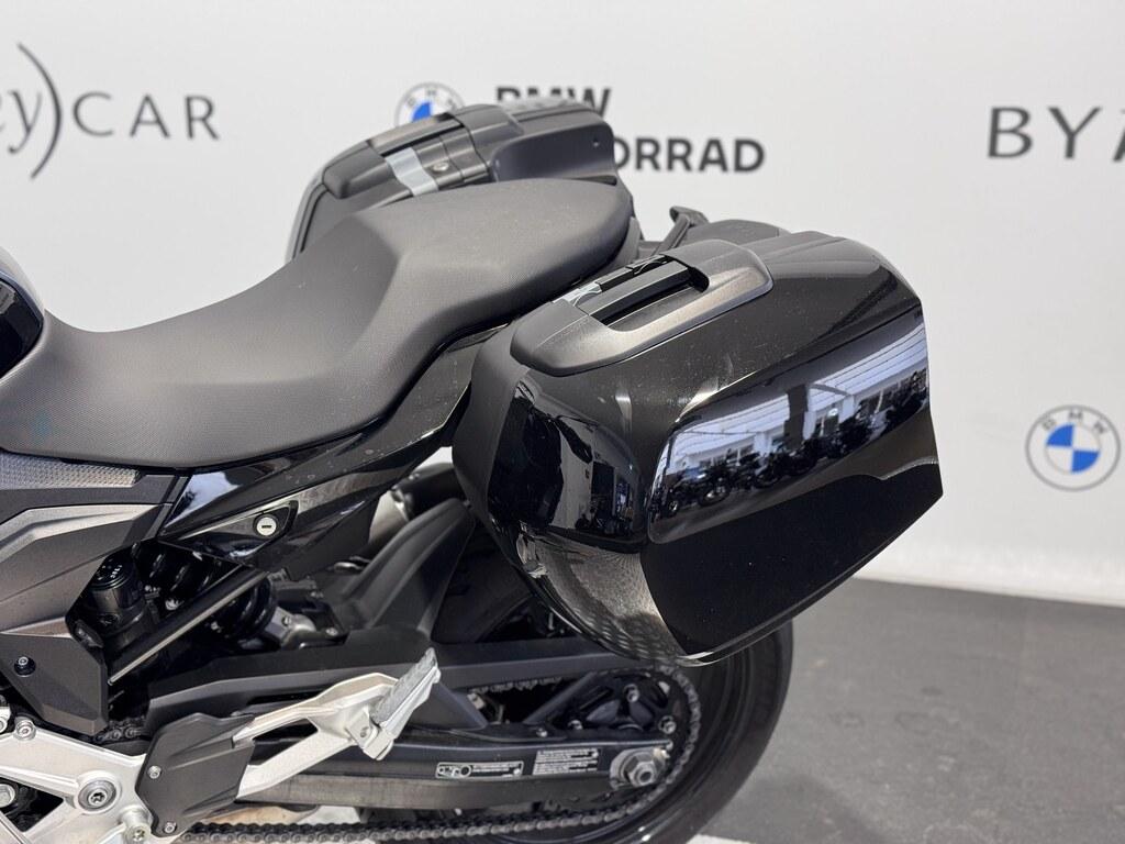 F 900 XR