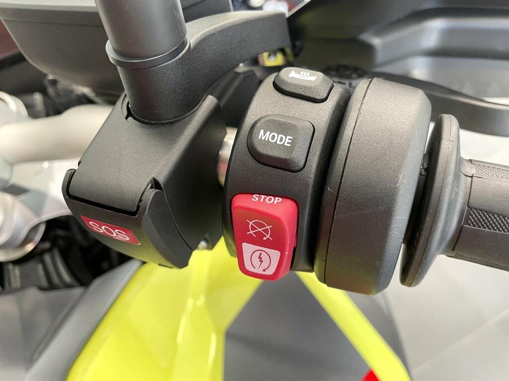 F 900 GS
