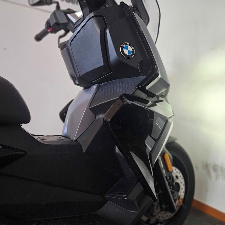 C 400 X