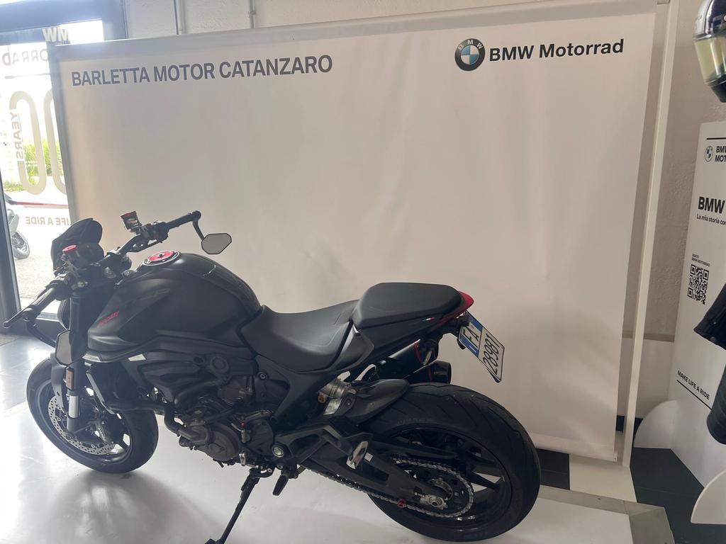 MONSTER 950