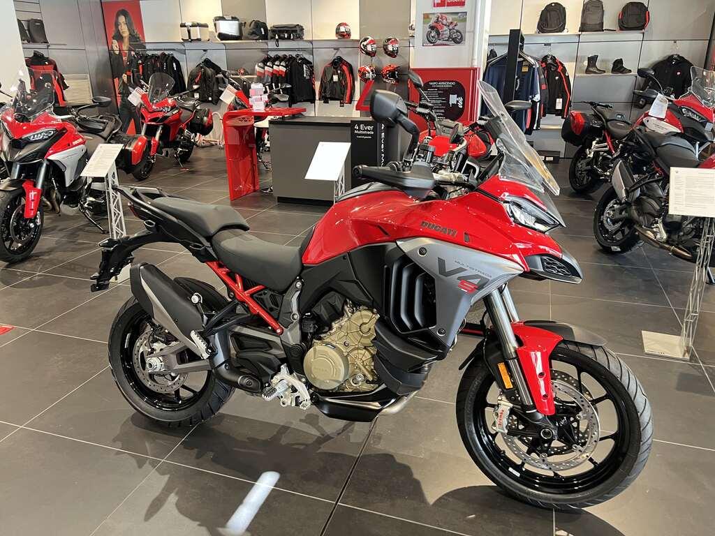 MULTISTRADA V4