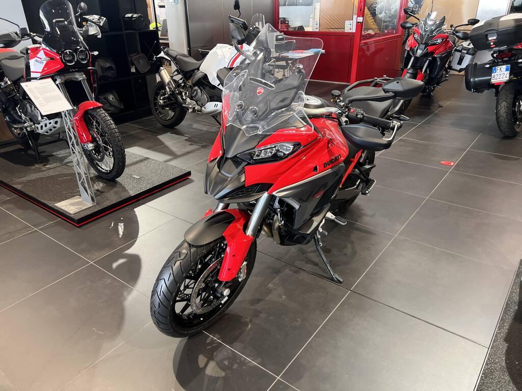 MULTISTRADA V4