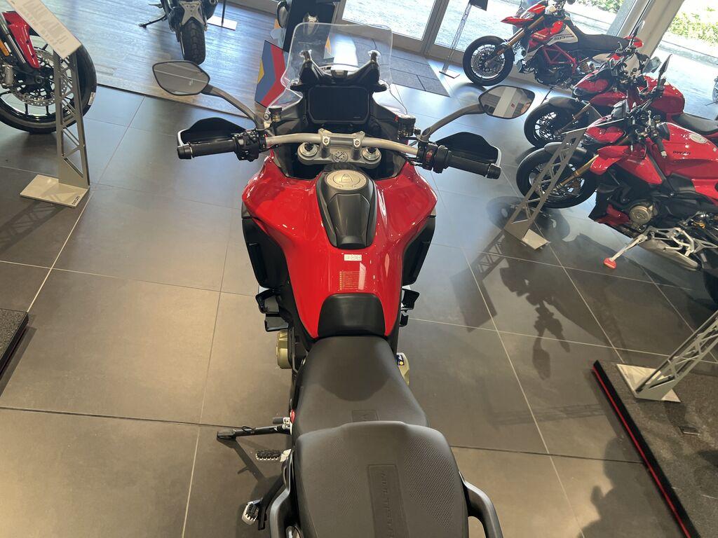 MULTISTRADA V4