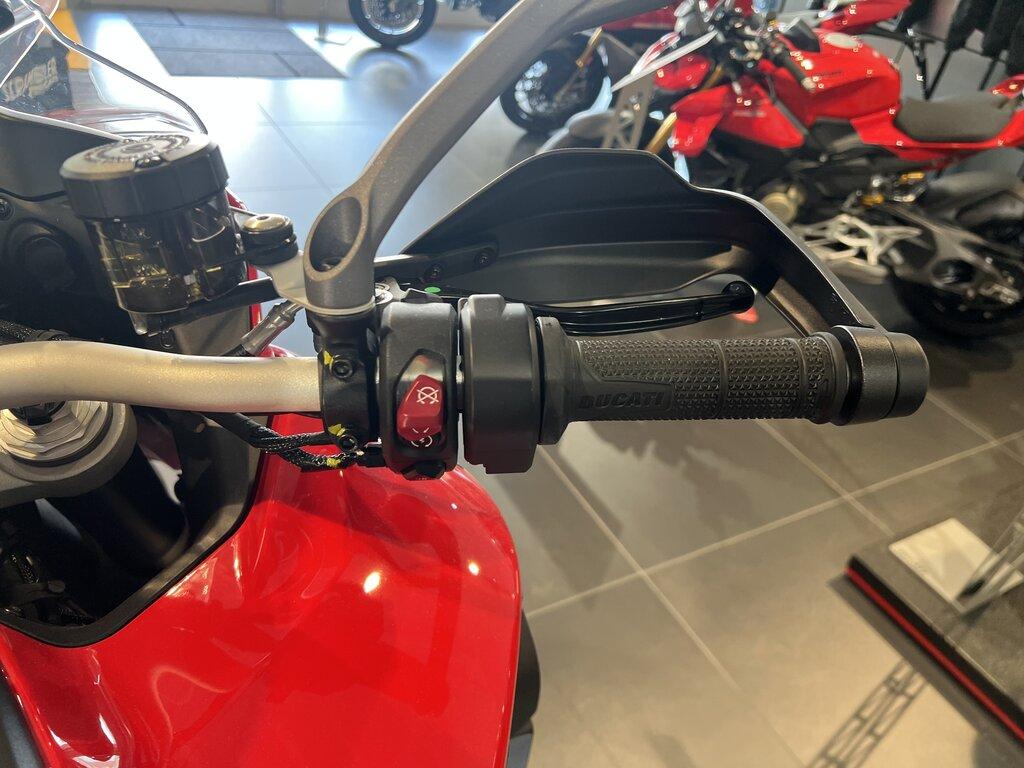 MULTISTRADA V4