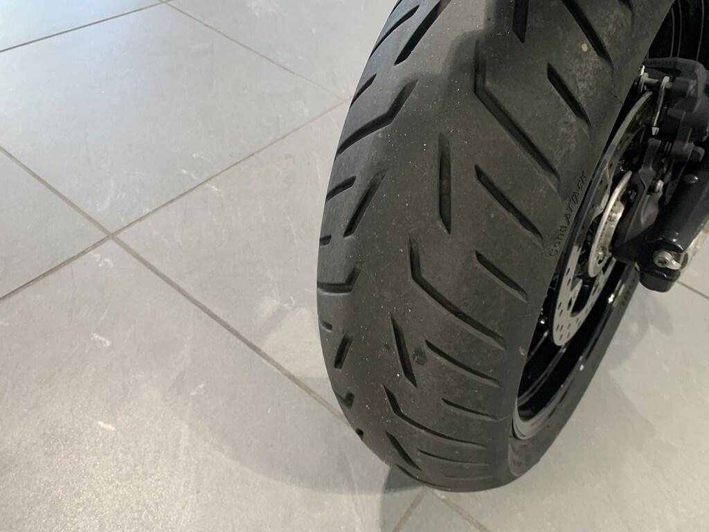 F 900 R