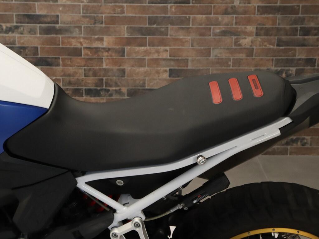 F 900 GS