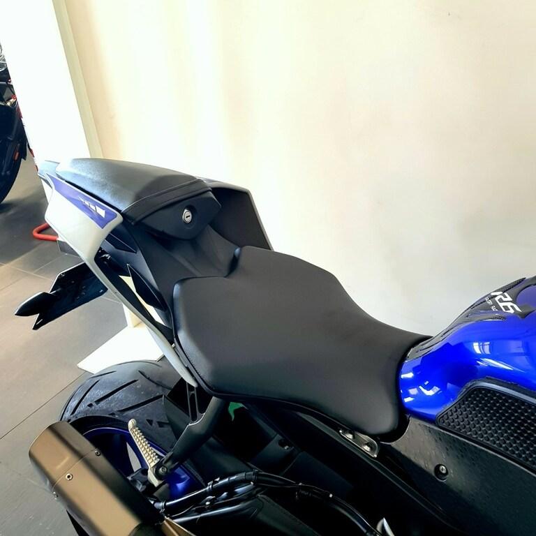 YZF R6 600