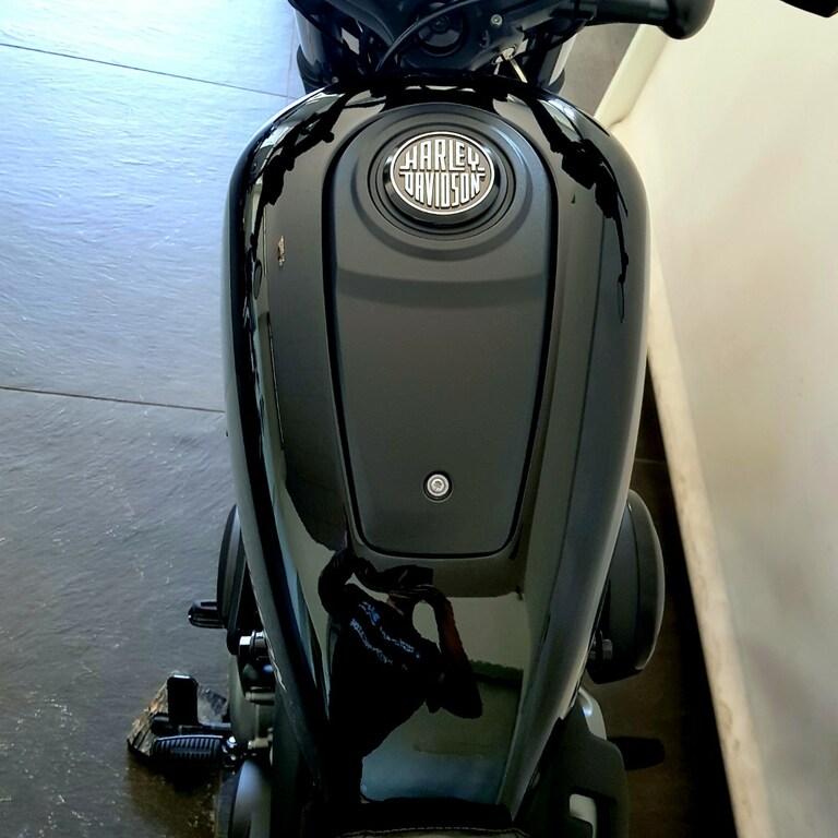 975 NIGHTSTER