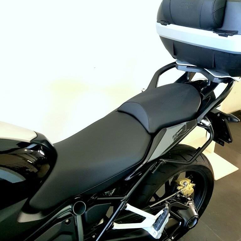 R 1250 R