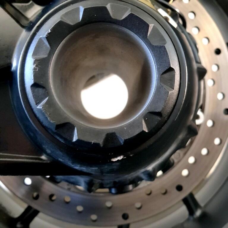 R 1250 R