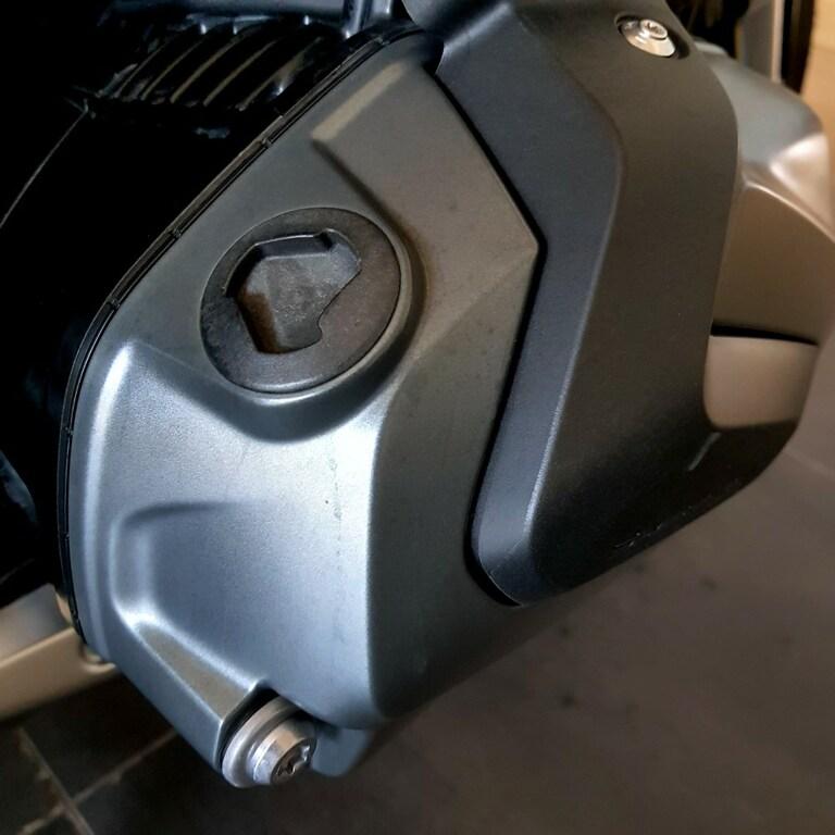 R 1250 R