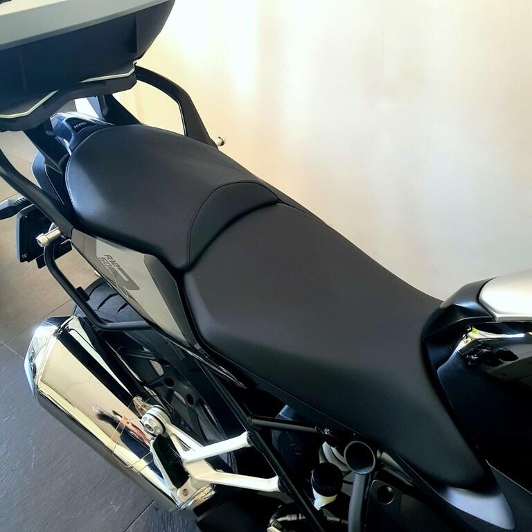 R 1250 R