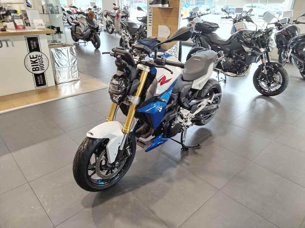 F 900 R