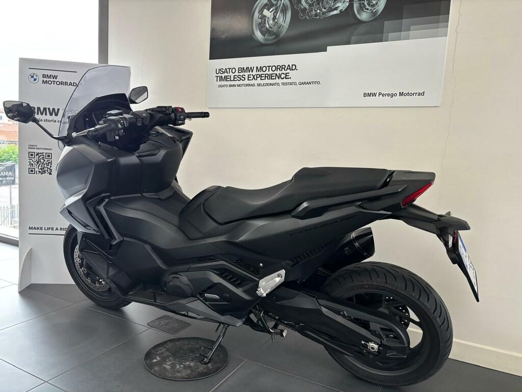 FORZA 750
