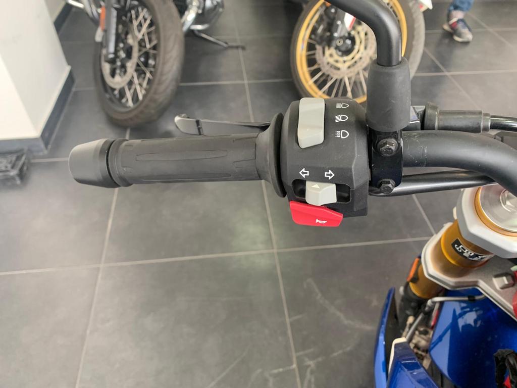 G 310 R