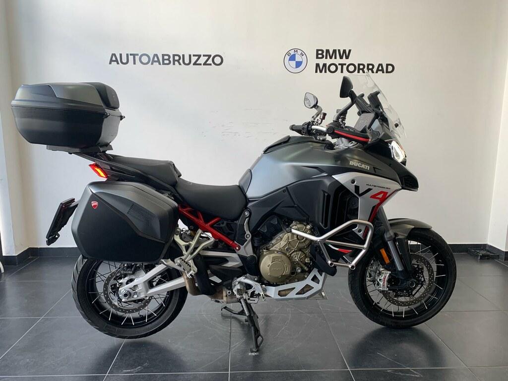 MULTISTRADA V4
