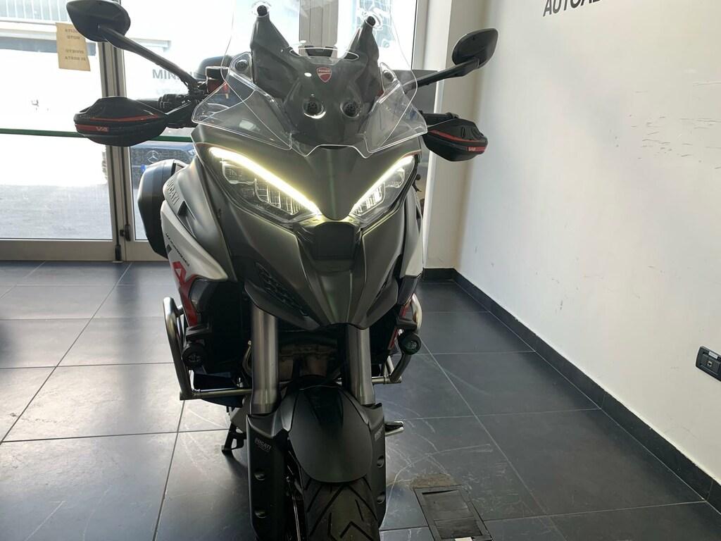 MULTISTRADA V4