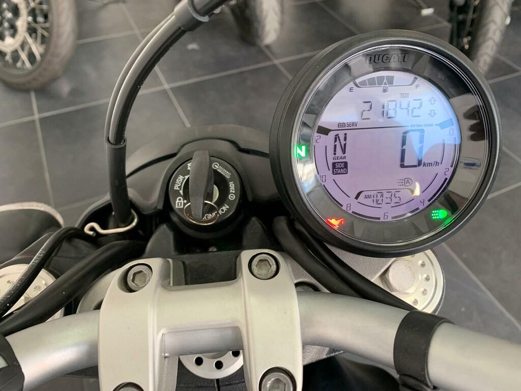 SCRAMBLER 800