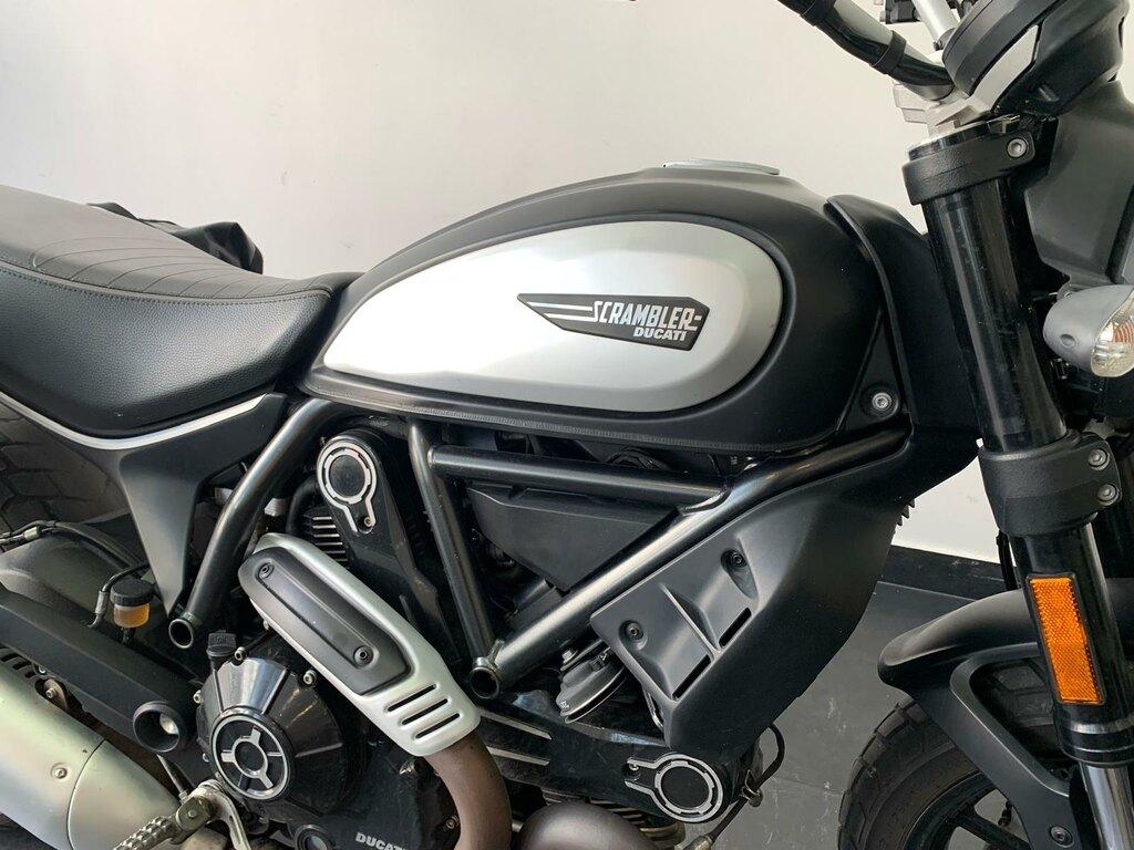 SCRAMBLER 800