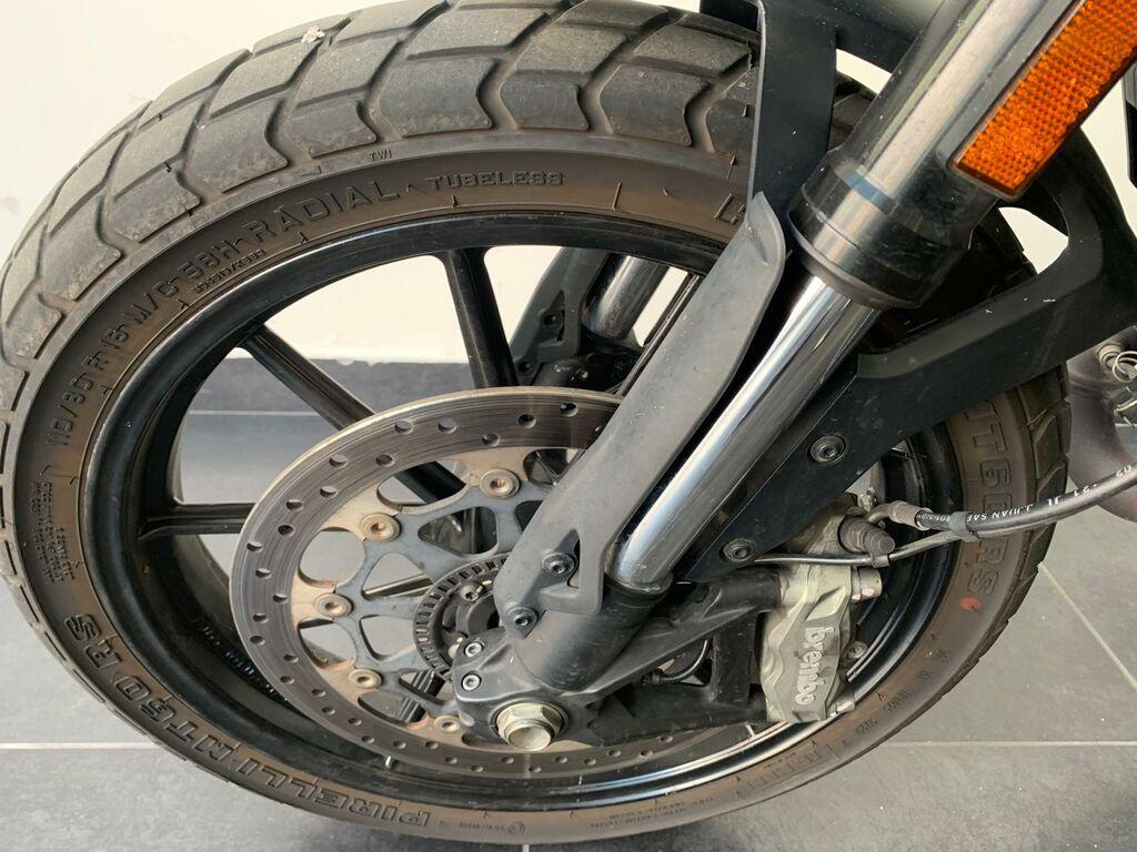 SCRAMBLER 800