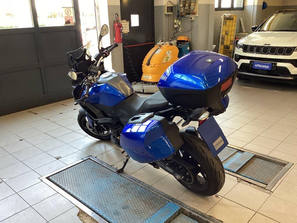 F 900 XR