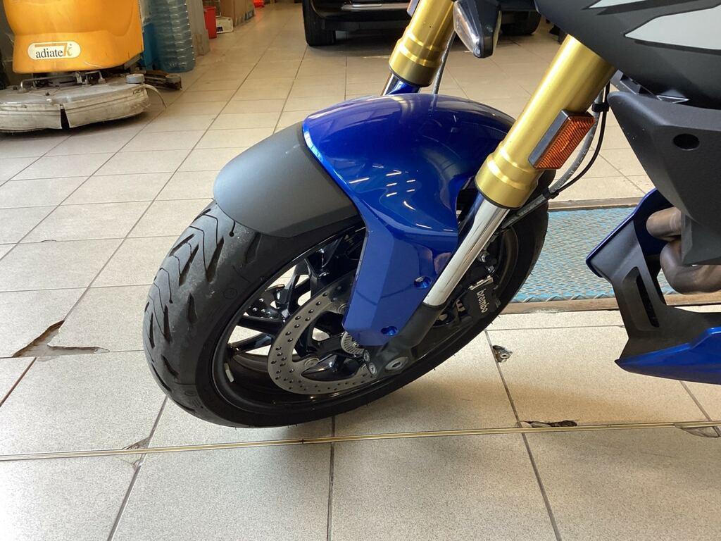 F 900 XR