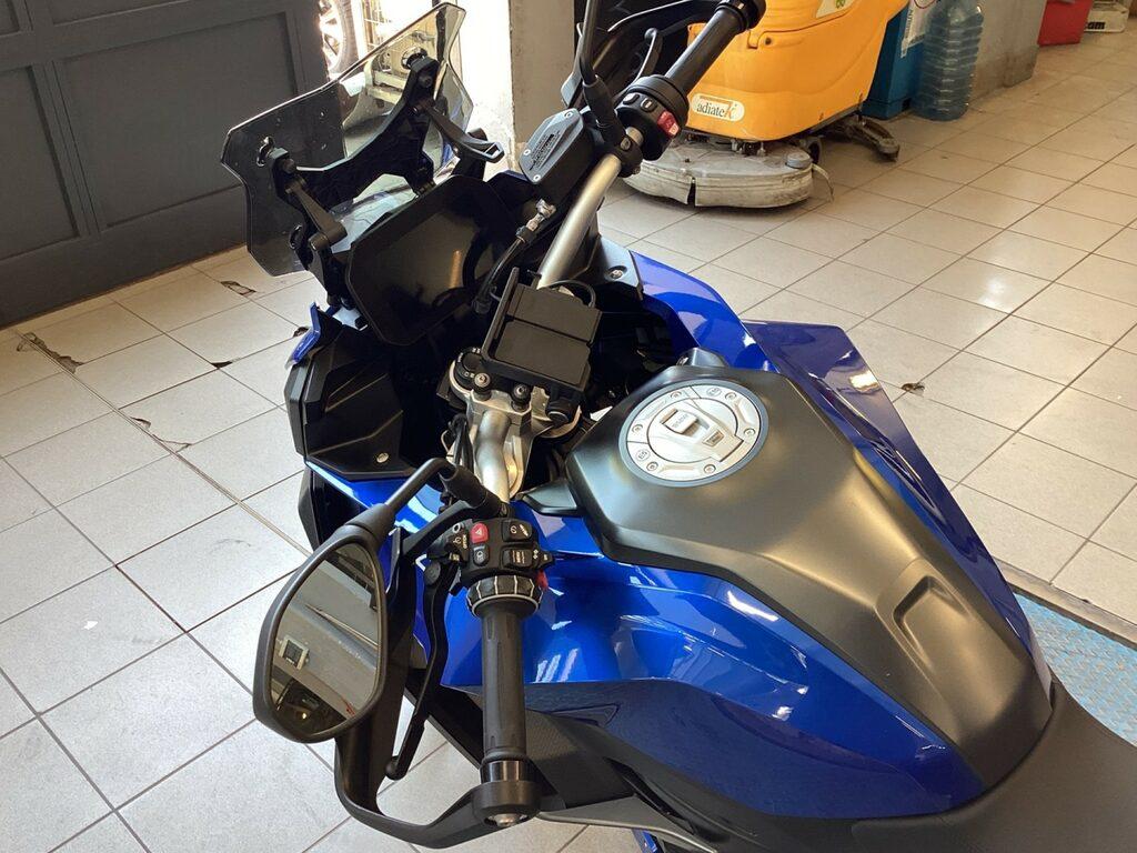 F 900 XR