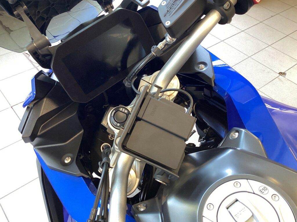 F 900 XR
