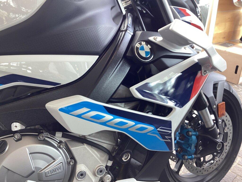 M 1000 R