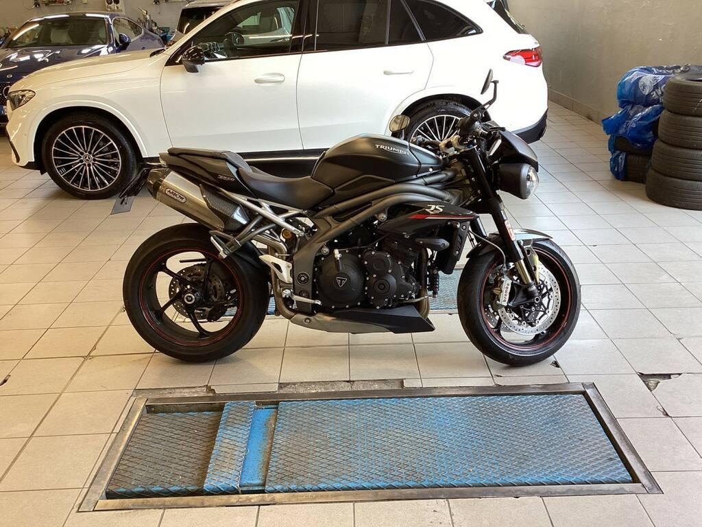 SPEED TRIPLE 1050