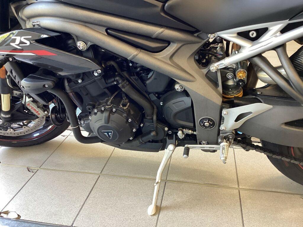 SPEED TRIPLE 1050
