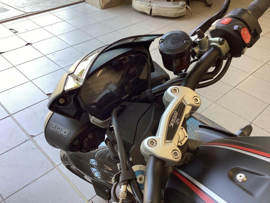 SPEED TRIPLE 1050