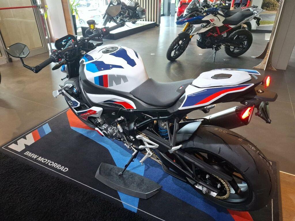 M 1000 R